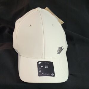 Nike Cream Club Cap